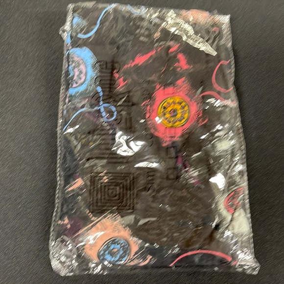 LuLaRoe OS One Size Black Vintage Telephone Leggings NWT - Picture 3 of 10